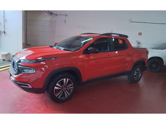 FIAT TORO 1.3 TURBO 270 FLEX FREEDOM AT6 FIAT TORO 1.3 TURBO 270 FLEX FREEDOM AT6